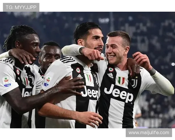 意甲联赛激战正酣 AC米兰迎战尤文图斯 争夺欧冠资格关键之战